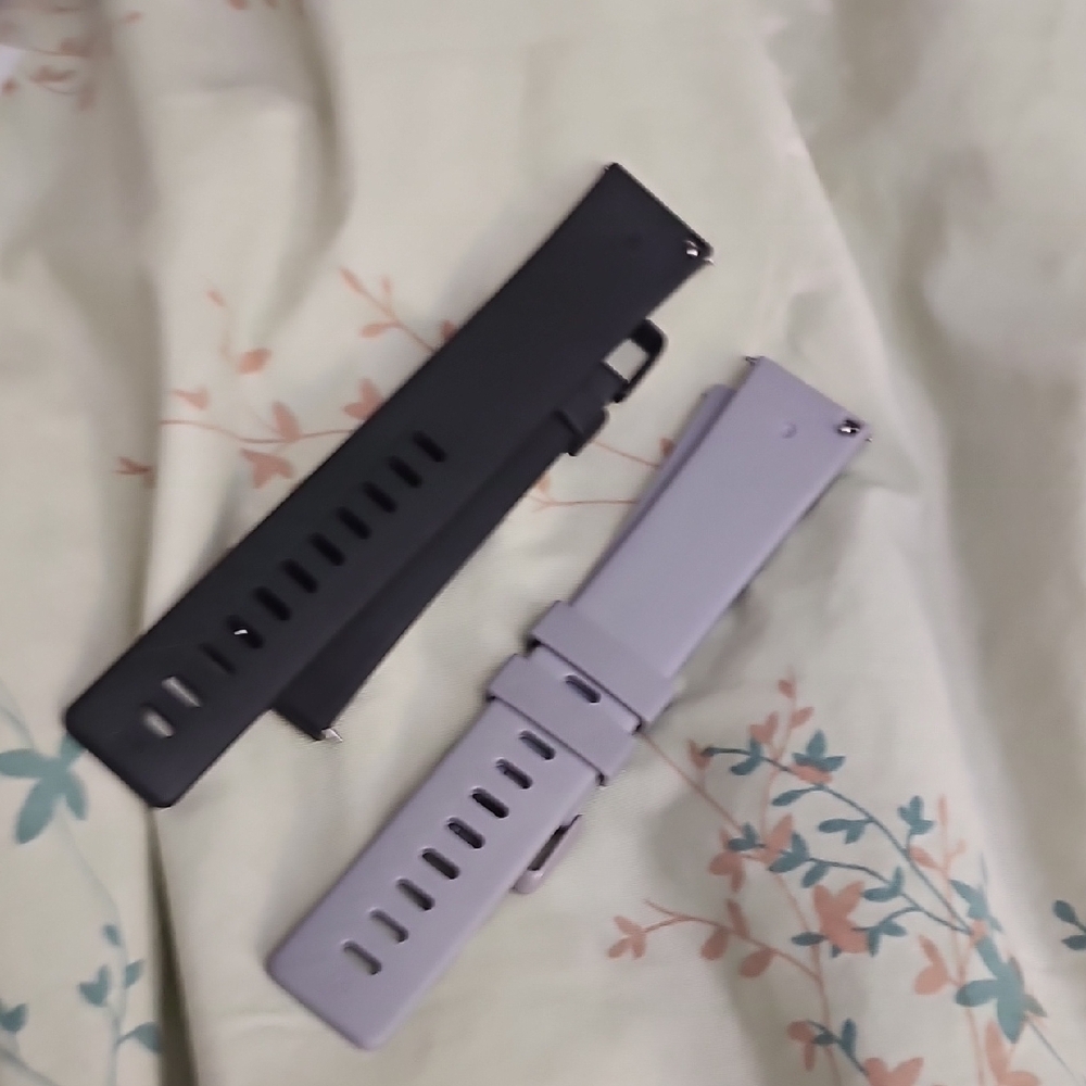 Fitbit Sleek Black and Gray Silicone Bands for Modern Wearables
